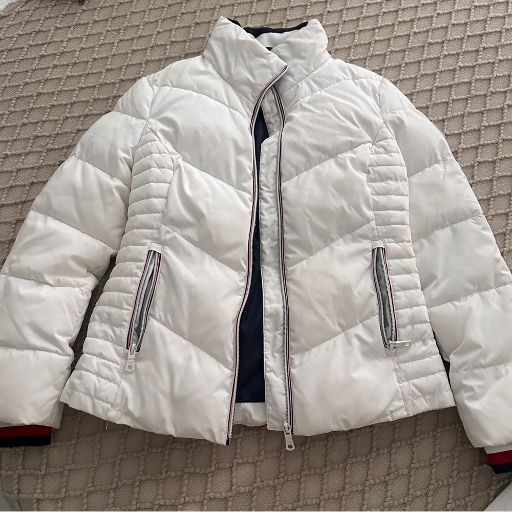 Tommy Hilfiger Women's White Puffer Jacket